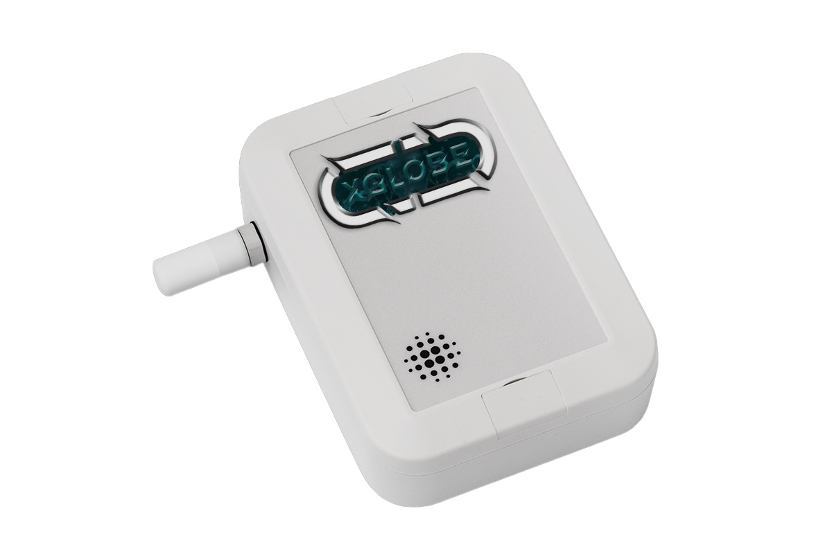 A small white device that says xclose on it