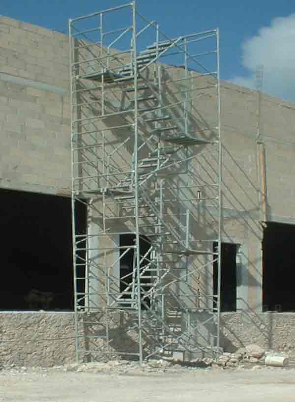 ANDAMIOS Y EQUIPOS PARA LA CONSTRUCCIÓN