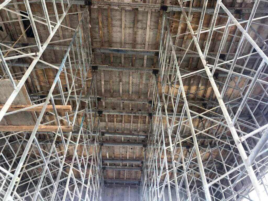 ANDAMIOS Y EQUIPOS PARA LA CONSTRUCCIÓN