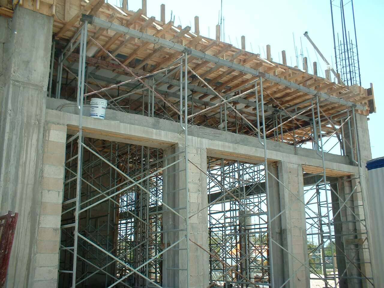 ANDAMIOS Y EQUIPOS PARA LA CONSTRUCCIÓN