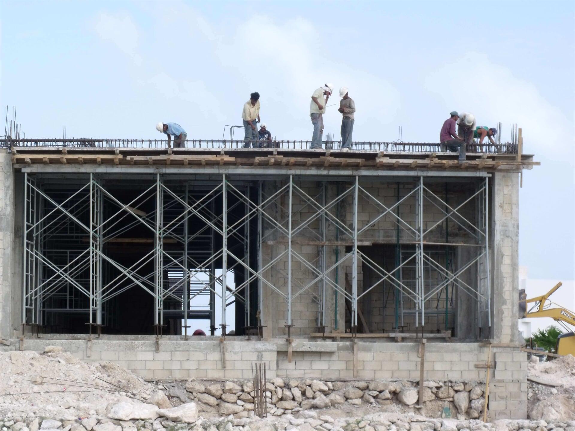 ANDAMIOS Y EQUIPOS PARA LA CONSTRUCCIÓN