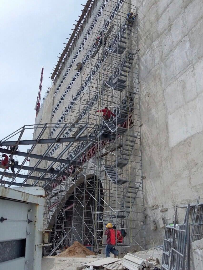 ANDAMIOS Y EQUIPOS PARA LA CONSTRUCCIÓN