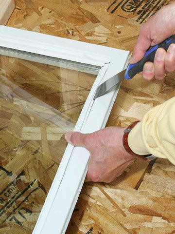 window glass replacement, repair, broken window repair, foggy, double pane, energy efficient window 