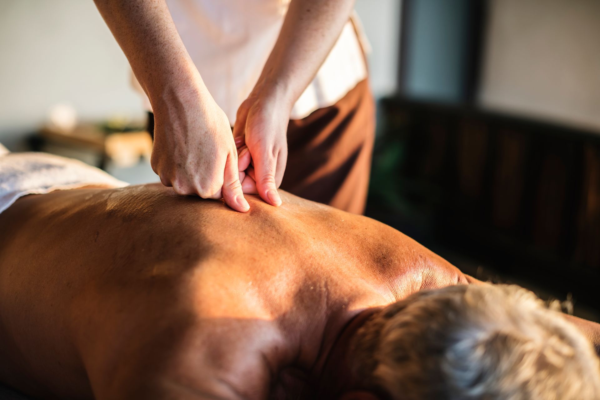 The Benefits of Deep Tissue Massage and How Often You Should Get One