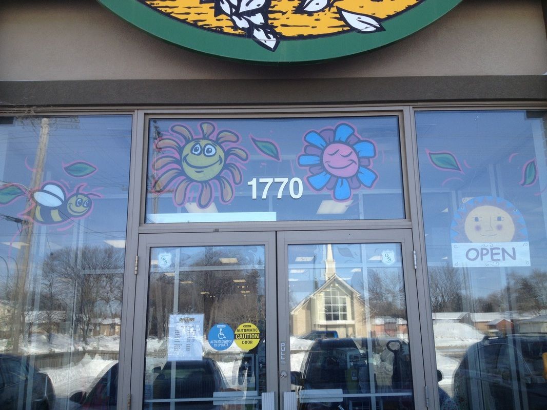 A store front with the number 1770 on it