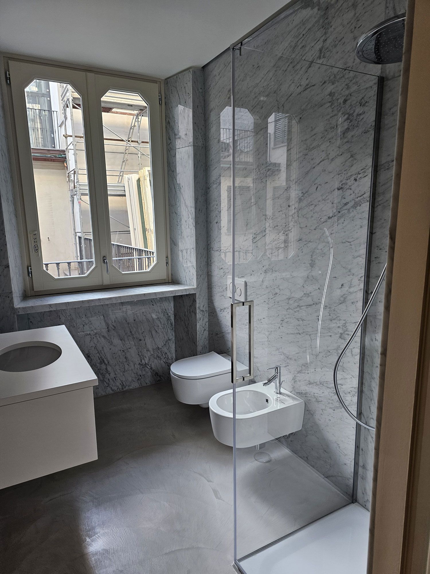 lavori di edilizia interna e posa sanitari