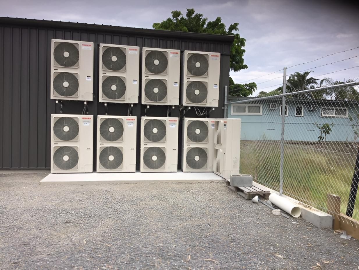 Multiple Outdoor Airconditioning