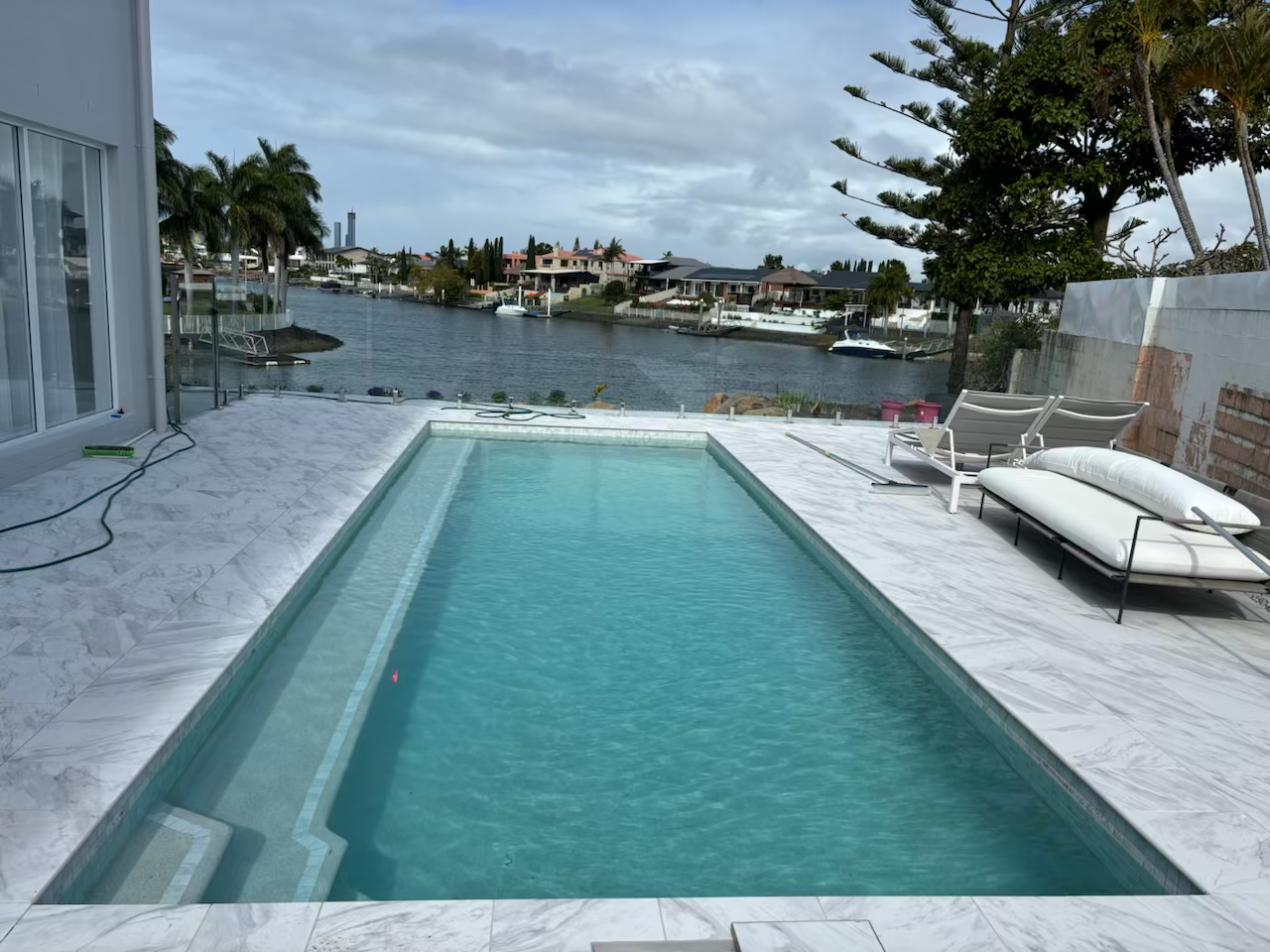custom pool construction
