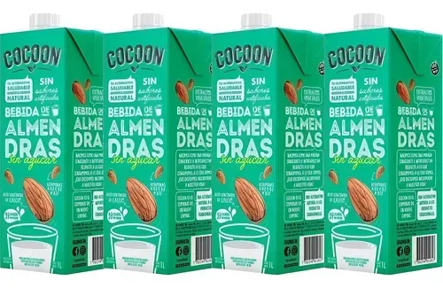 Cuatro cartones verdes de leche de almendras “COCOON”.
