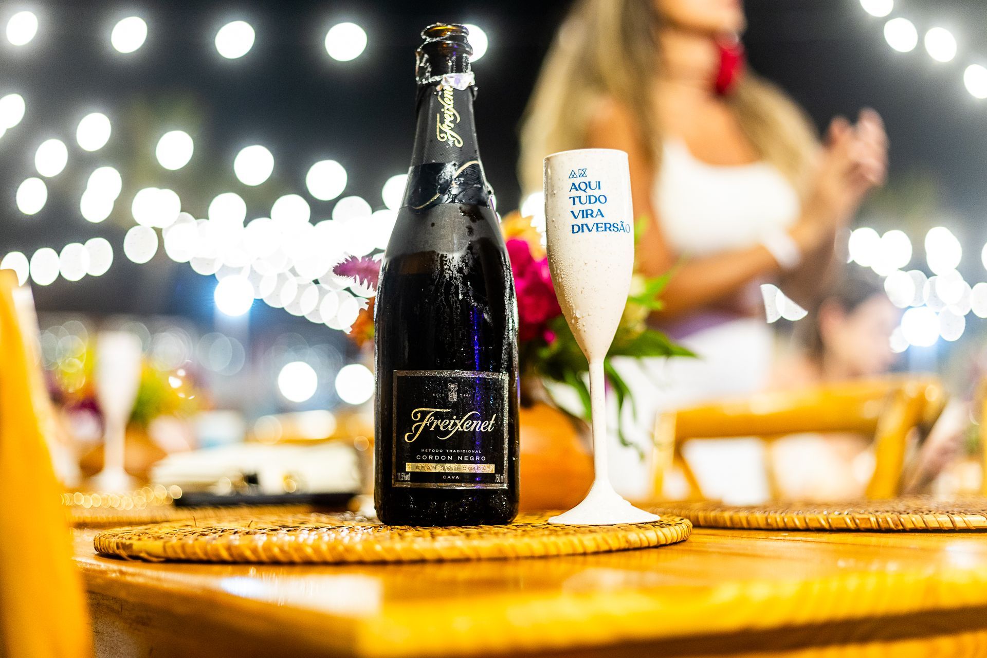 Bar e serviço de praia - Kembali Hotel