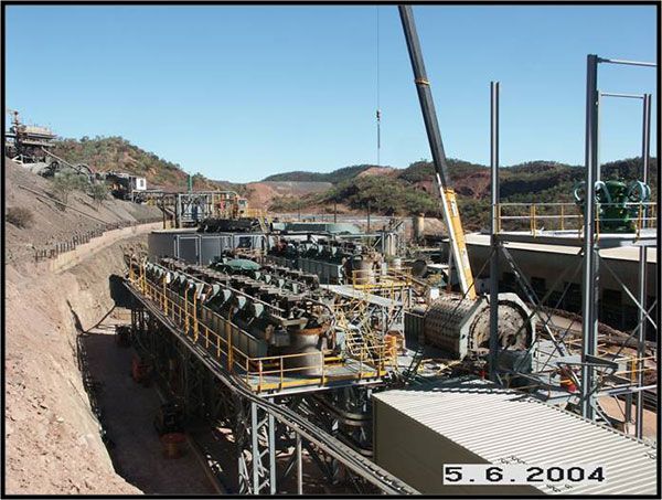 A picture of a construction site taken in 2004