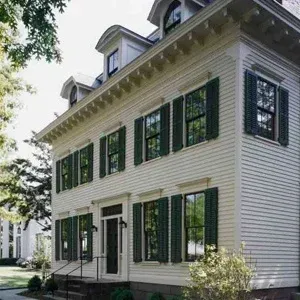 higher-ed-hill-house