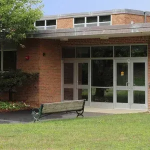 Riverfield-Vestibule