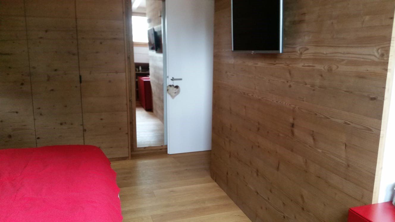 rivestimento parete in legno