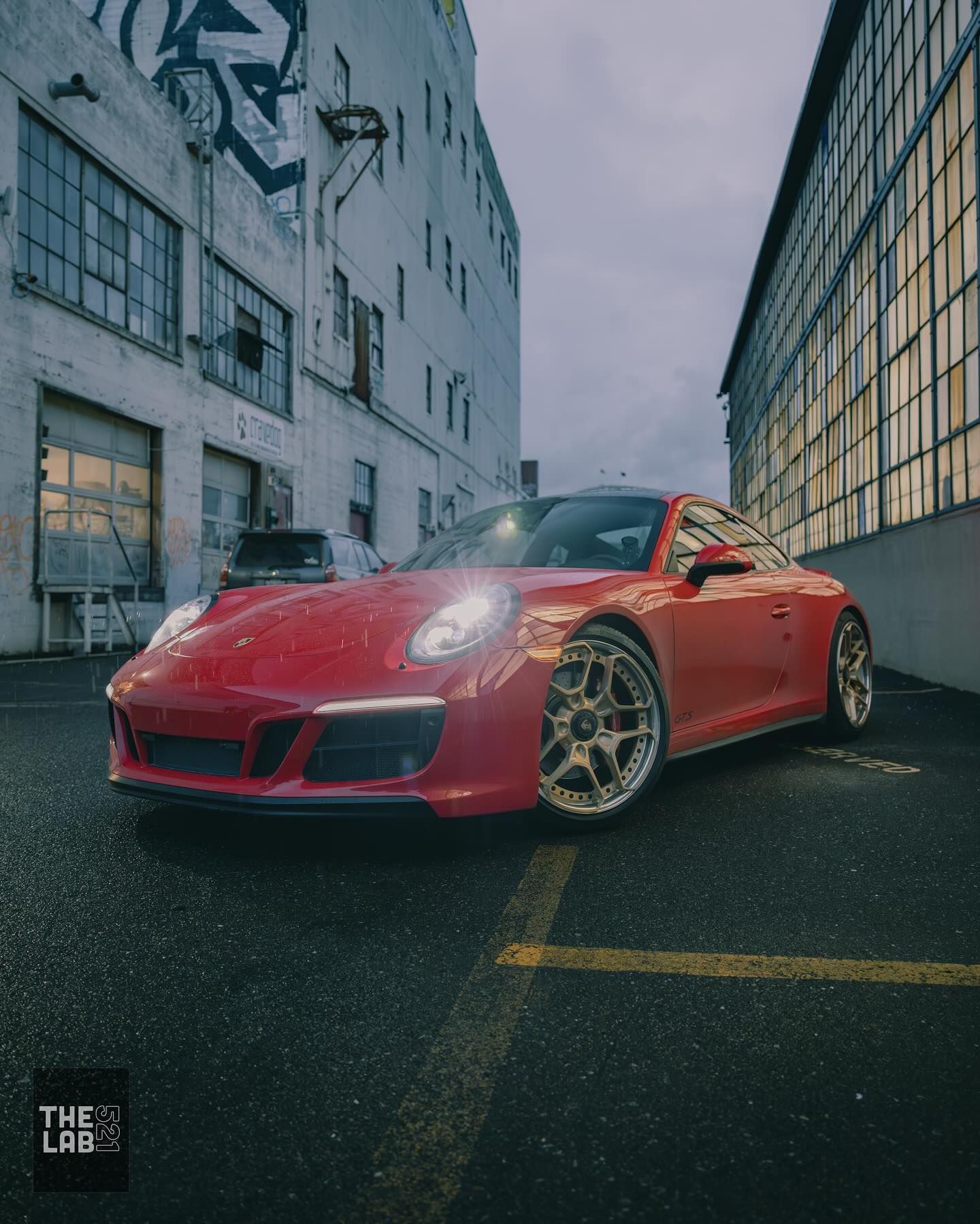 Gallery Image 6 | 714 Technik