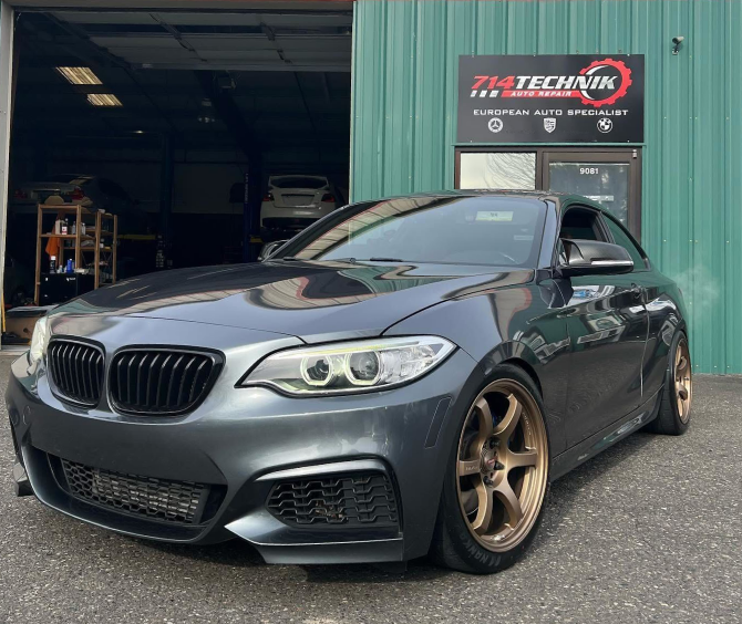 BMW Image | 714 Technik