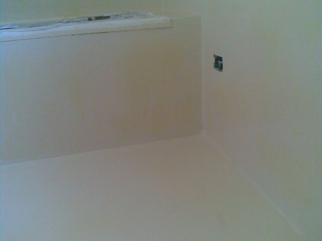 Superficie in resina e microcemento