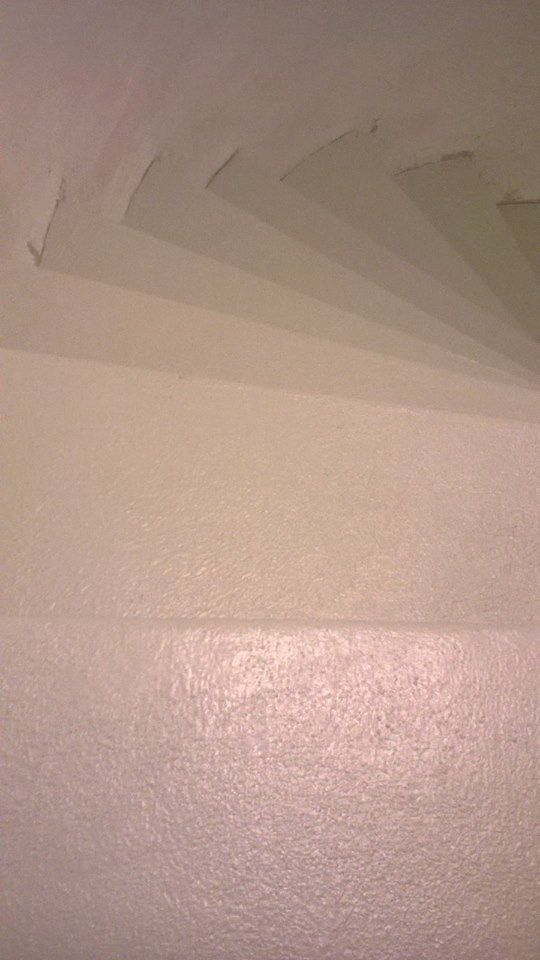 Superficie in resina e microcemento