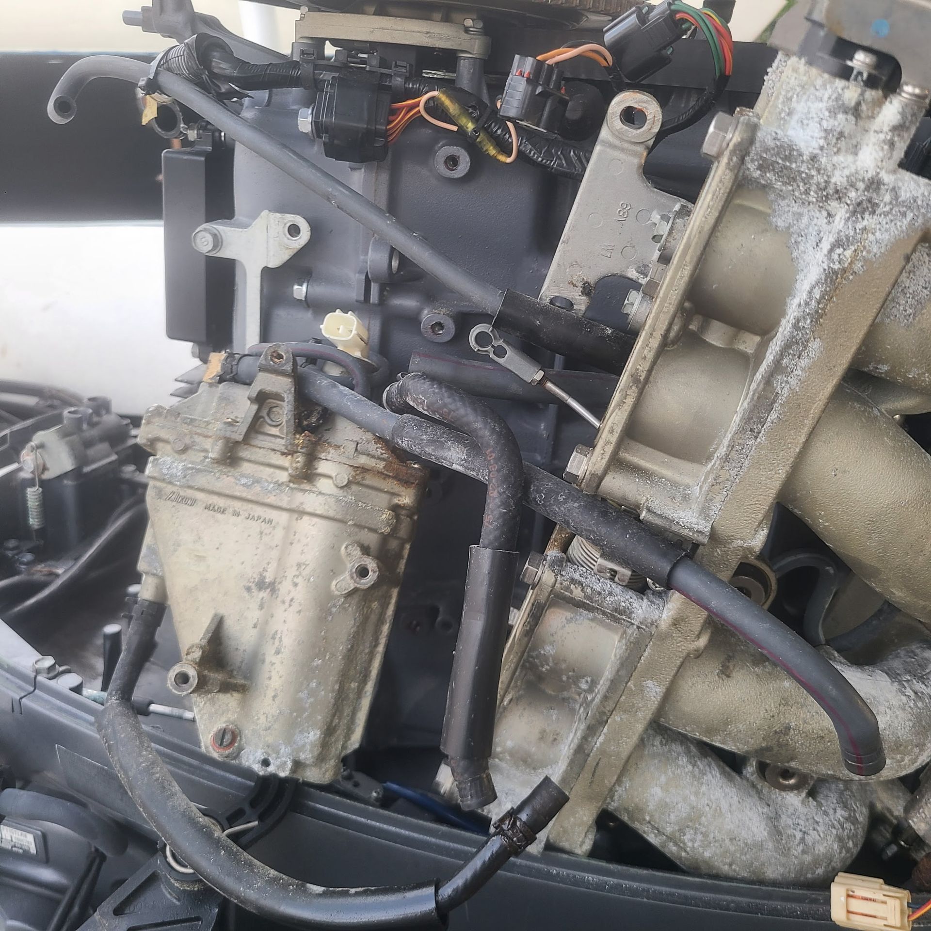 A close up of the inside of a boat engine