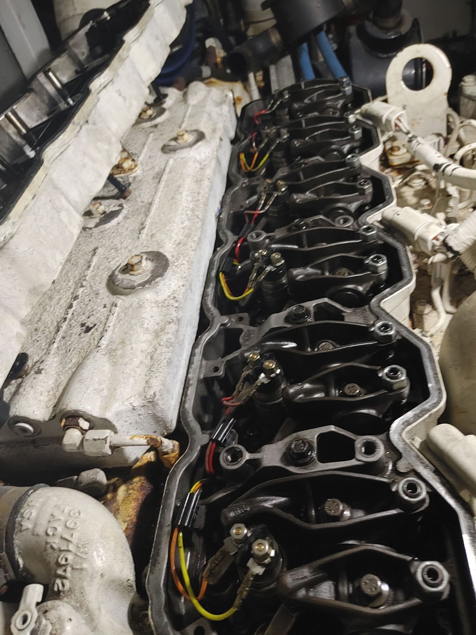 A close up of the inside of a diesel engine