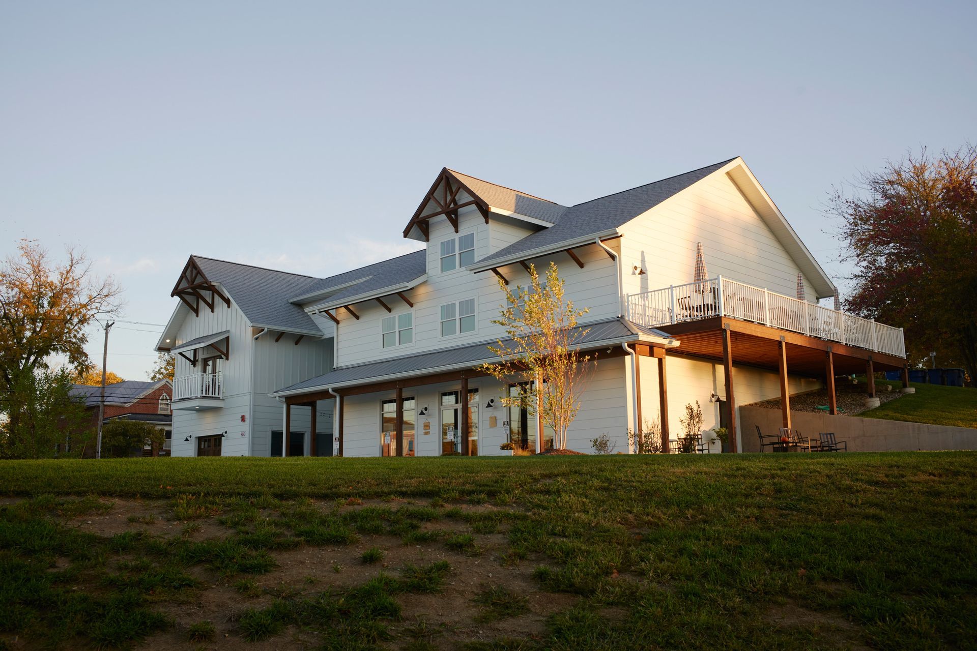A Wide Outdoor View of Jefferson City's Three Story Coffee & Their Vacation Rental.
