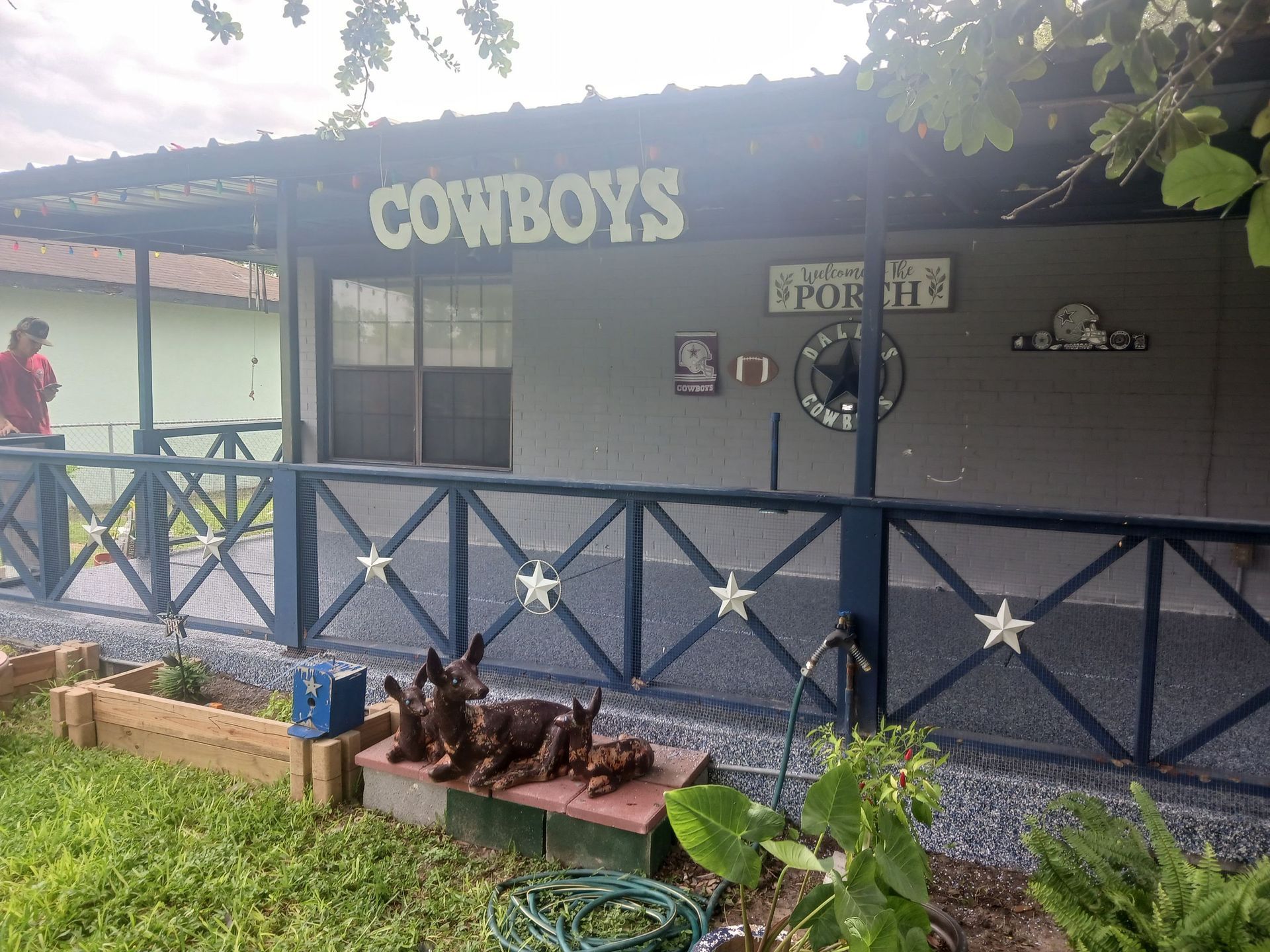 A gray building with 