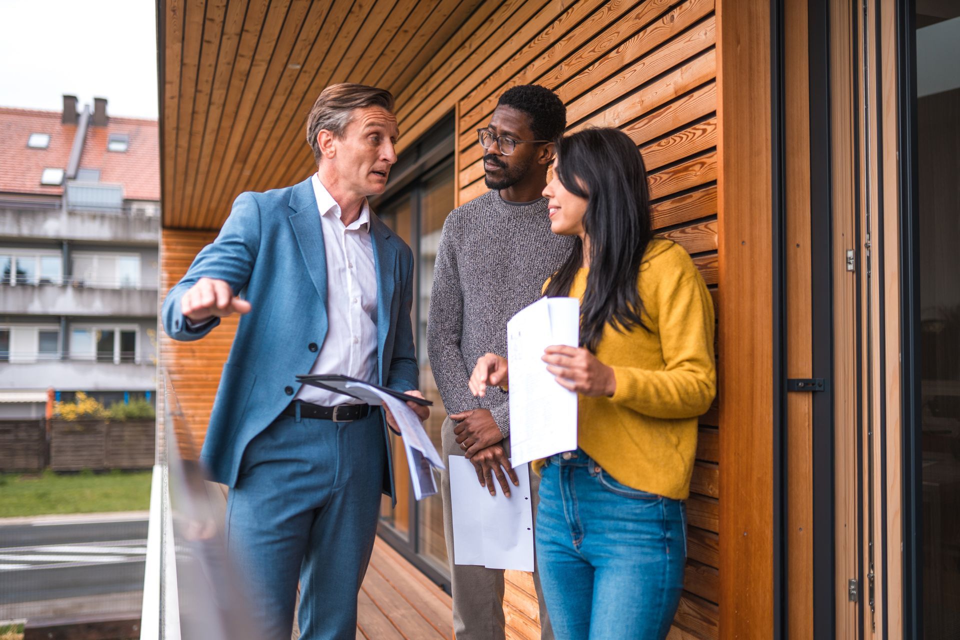 Lawyer Talking to Client - Defiance, OH - Stephen K Snavely