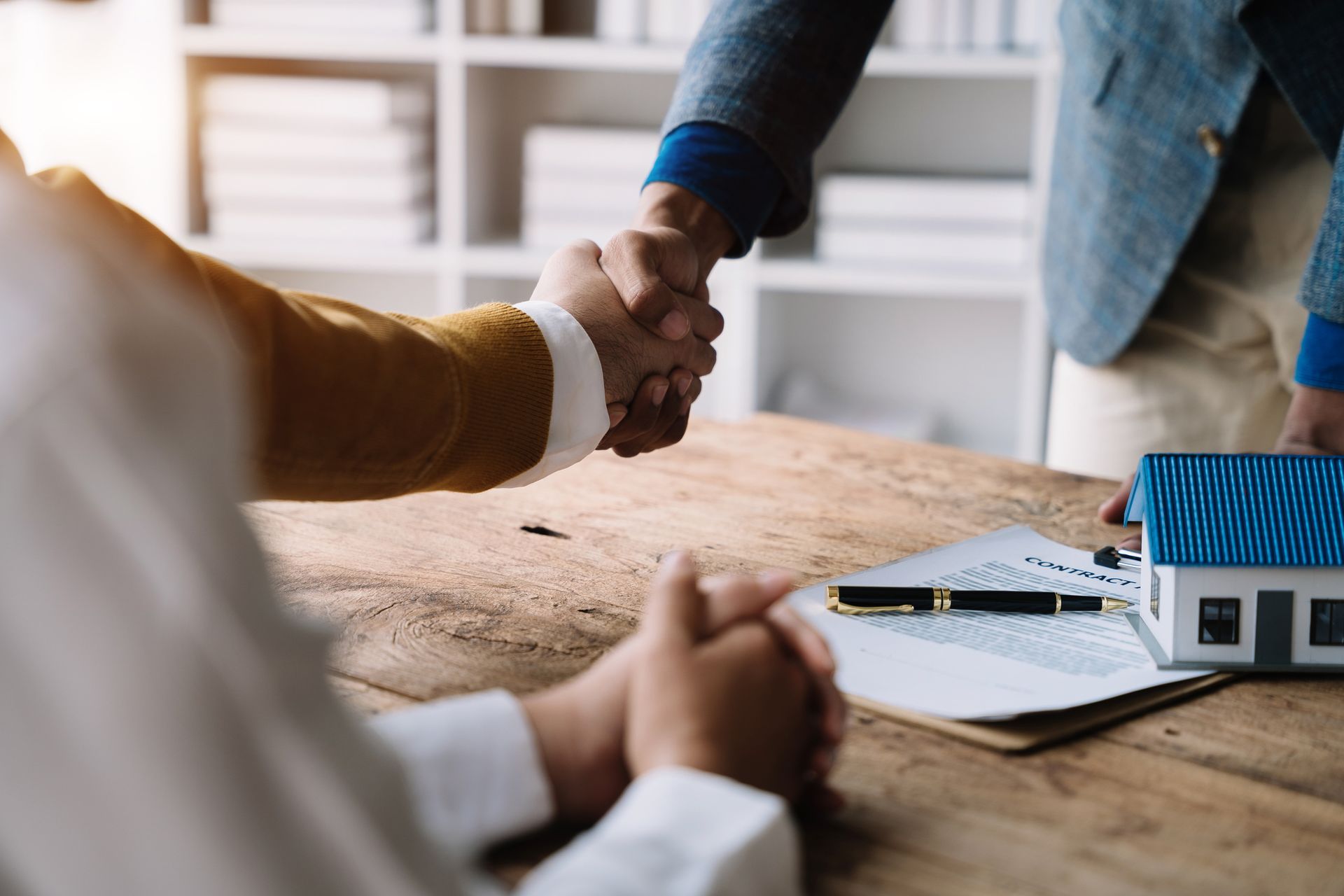 Lawyer and Client Shaking Hands - Defiance, OH - Stephen K Snavely