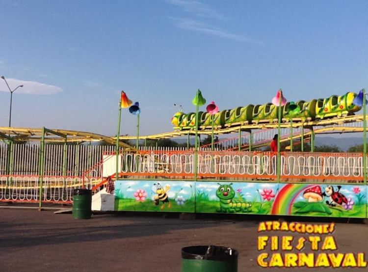 ATRACCIONES FIESTA CARNAVAL - Waky warm