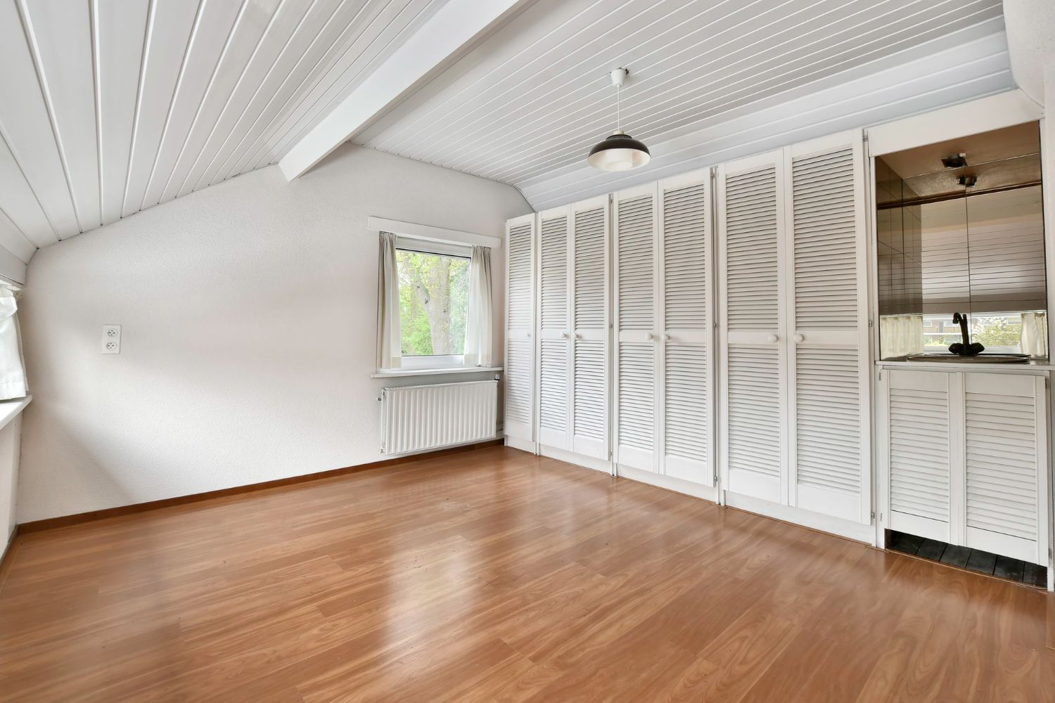 laminate flooring