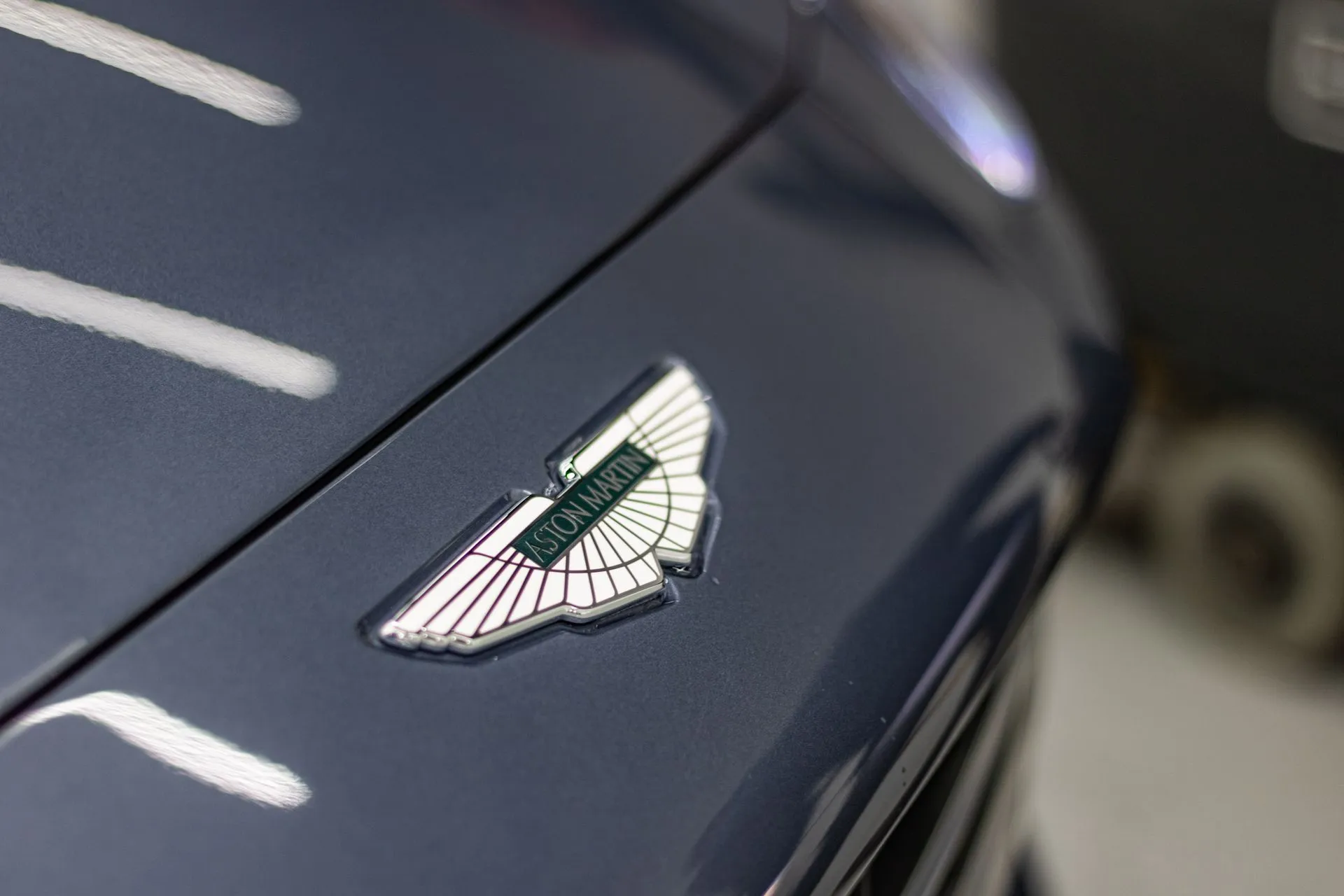 Get Lasting Shine and Protection With Professional Ceramic Coating