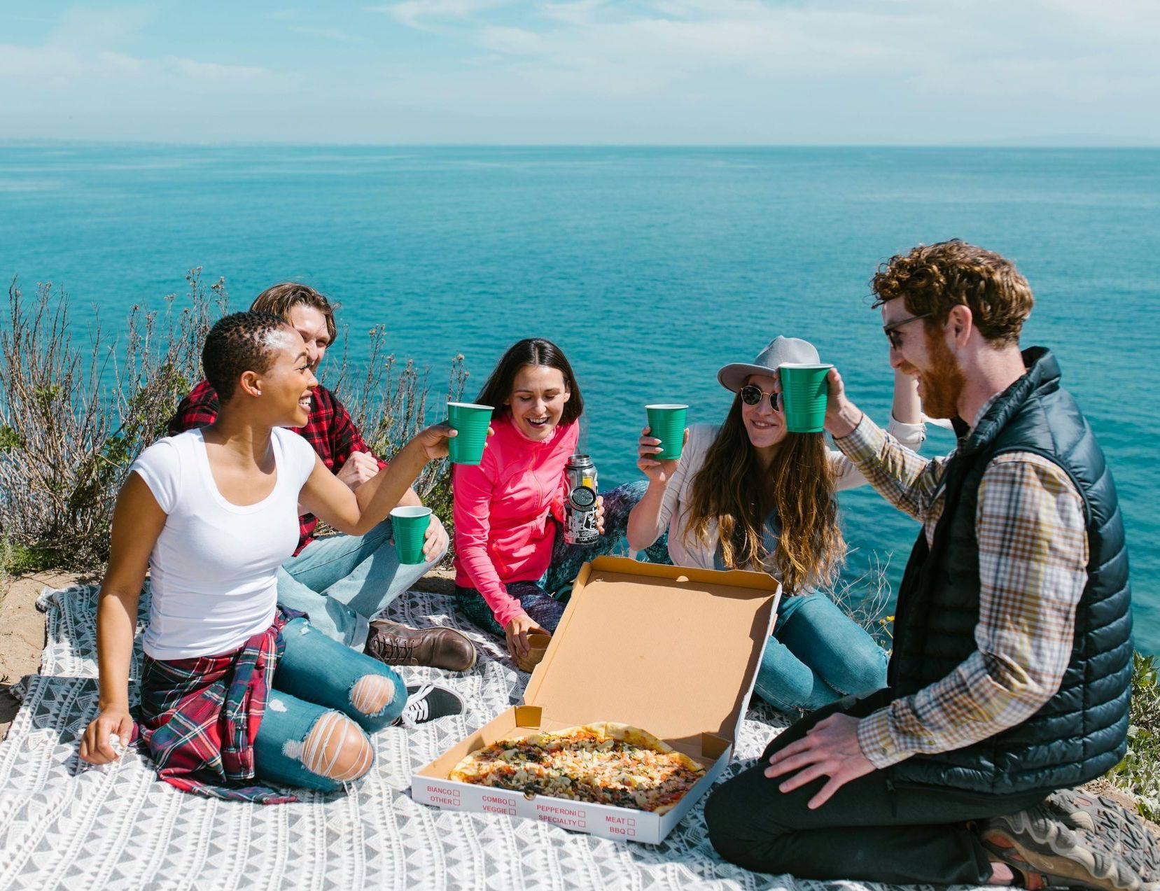 Um programa perfeito para você que além de aprender uma língua estrangeira quer fazer amigos e participar de atividades culturais e esportivas.
Cursos a partir de duas semanas
Venha aprender um novo idioma e se divertir!