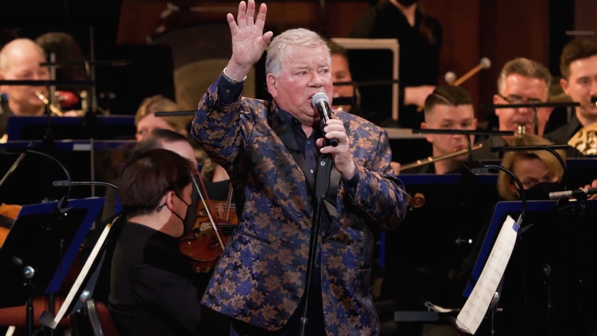 William Shatner recruta Rob Halford para versão de “You’ve Got Another Thing Comin’”
