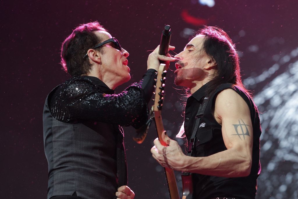 extreme no monsters of rock