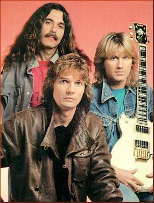 Triumph inicia turnê de 50 anos após mais de três décadas longe dos palcos