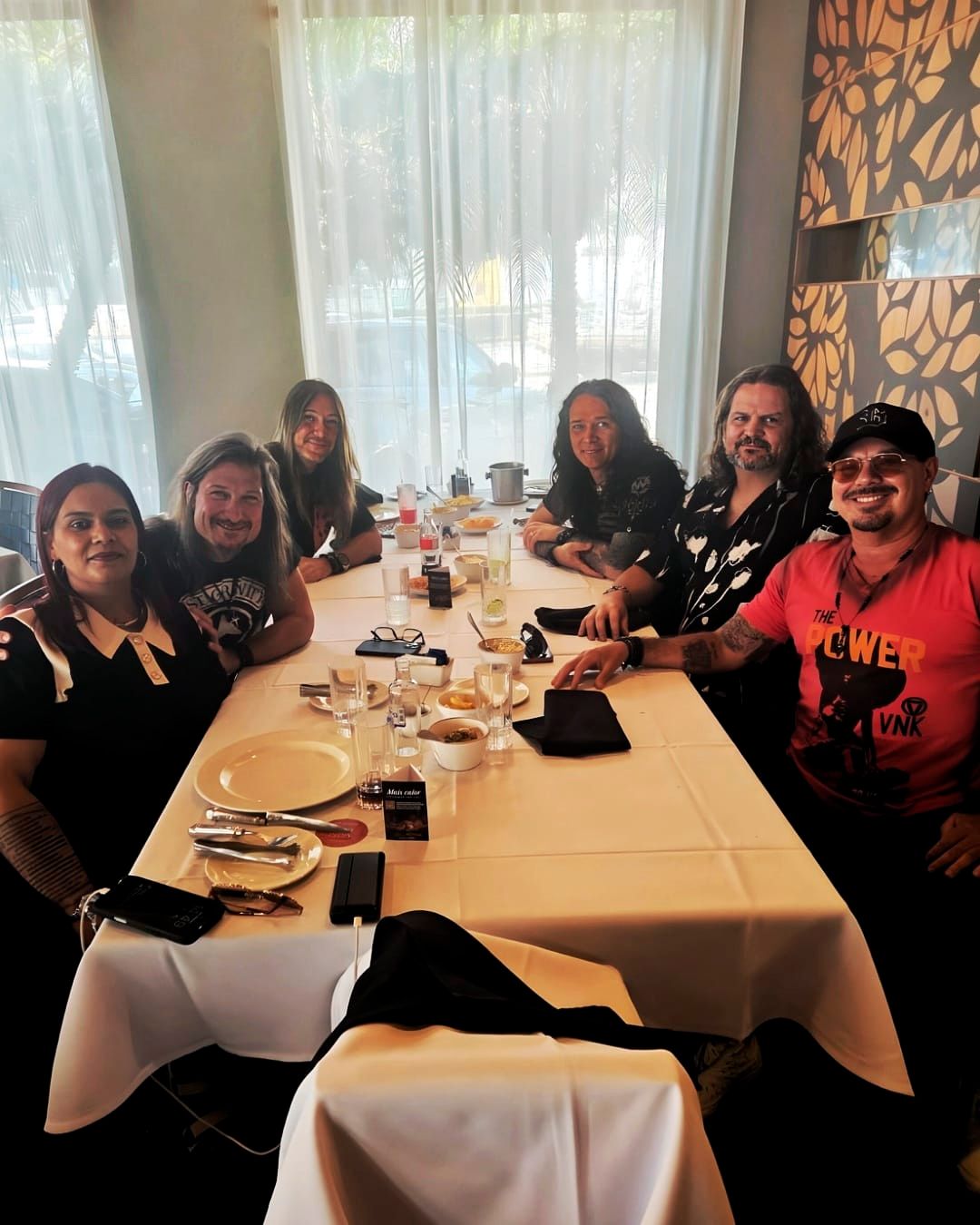 Angra: Edu Falaschi, Rafael Bittencourt, Felipe Andreoli e Aquiles Priester se reencontram antes dos