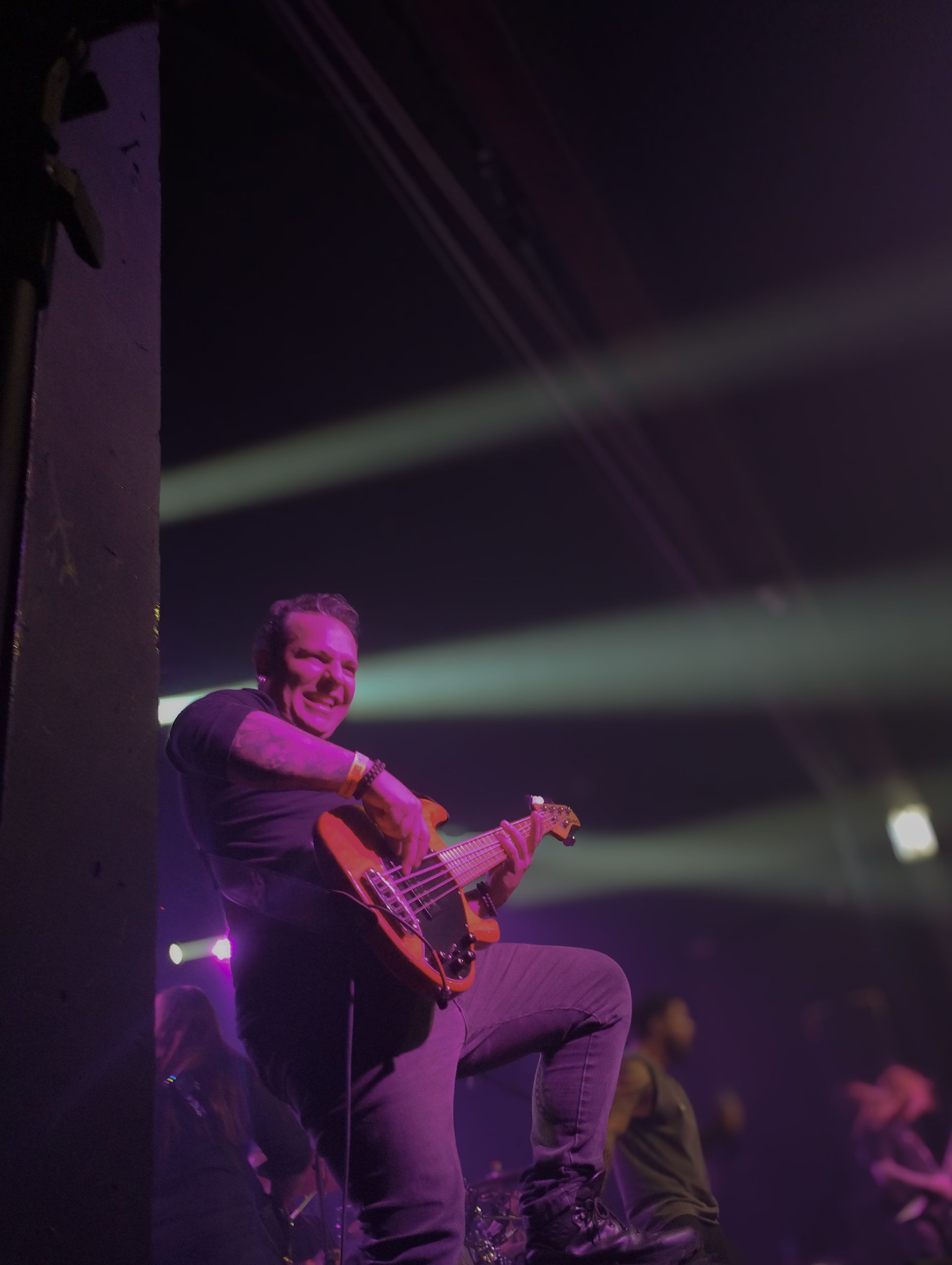 throw me to the wolves em SP