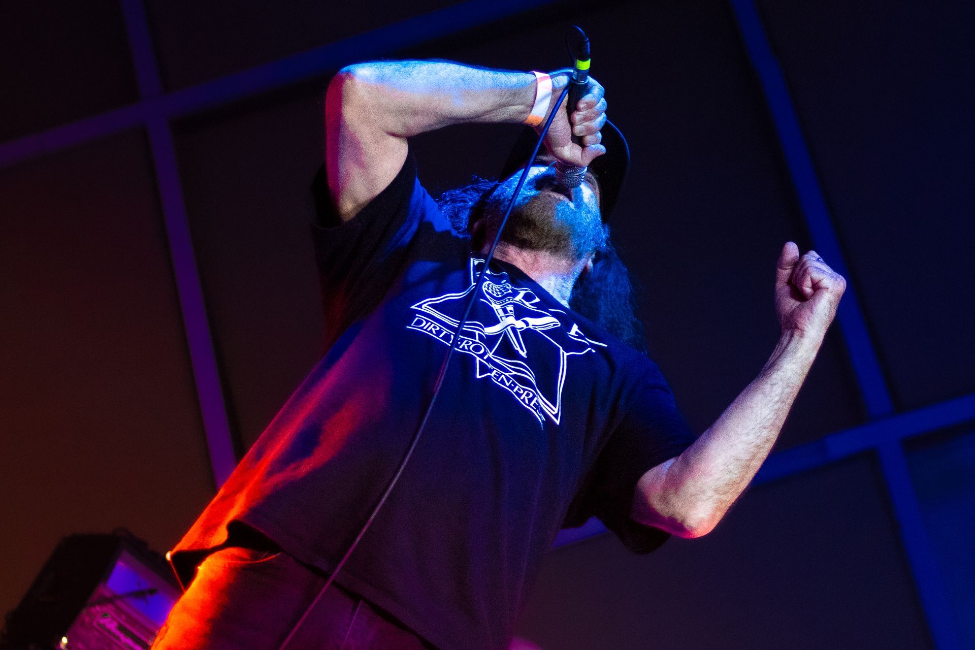 Cobertura: D.R.I. e Ratos de Porão (SP)