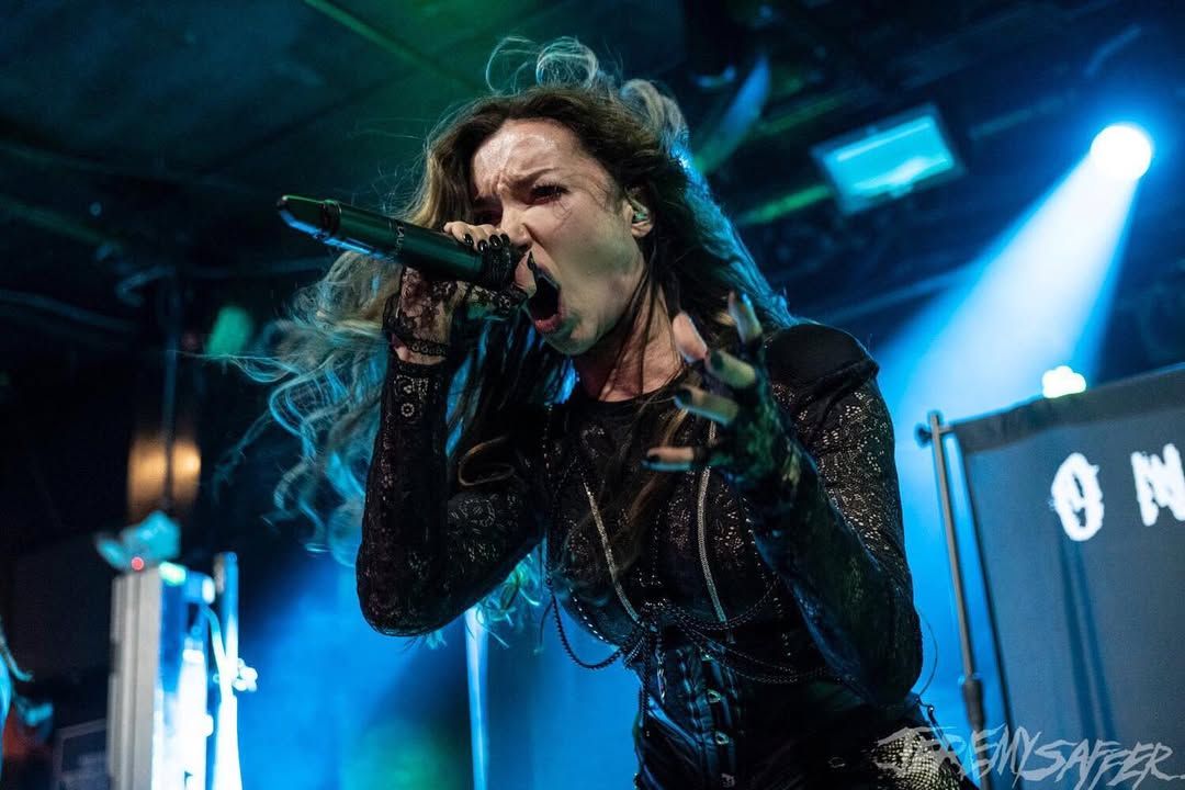 Arch Enemy apresenta Lauren Hart como nova vocalista e lança single “To The Last Breath”
