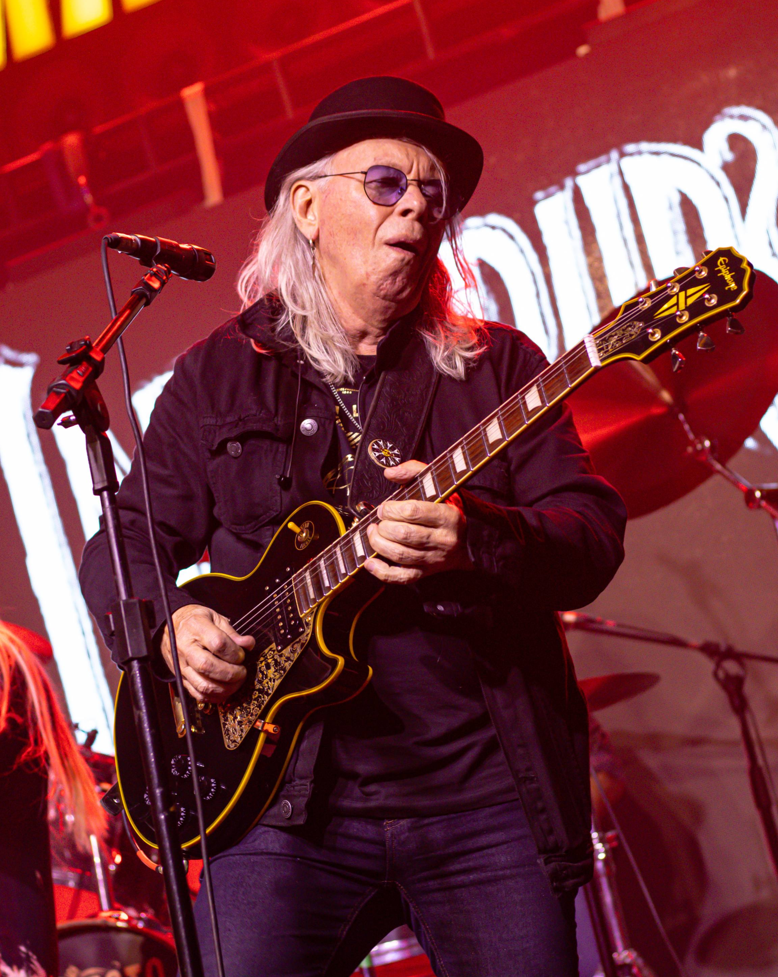 Morre Luiz Sérgio Carlini, guitarrista histórico do rock brasileiro e parceiro de Rita Lee no Tutti 
