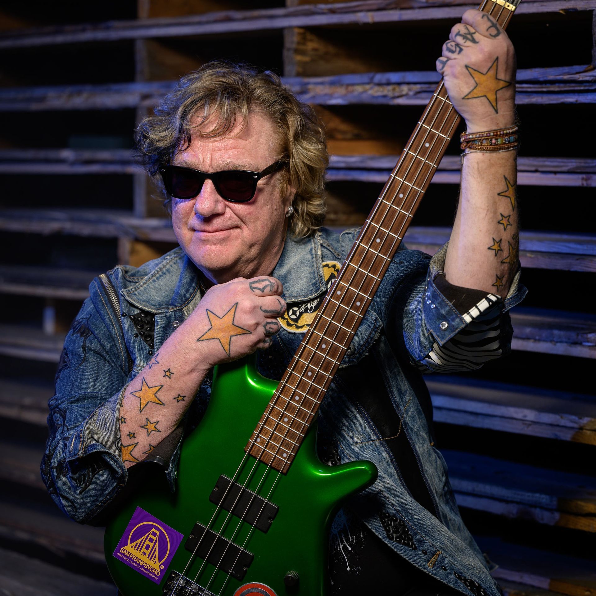 Alberto Rigoni, Michael Manring e Stuart Hamm lançam singles que antecipam álbum “Dystopia”