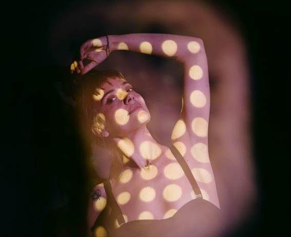 Camille Bertault faz turnê pelo Brasil com dez shows em diferentes cidades