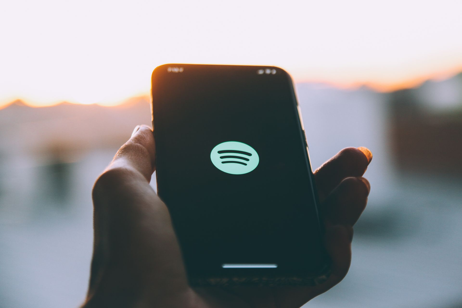 Spotify avalia criar festival no Brasil após lucro recorde e crescimento de assinantes