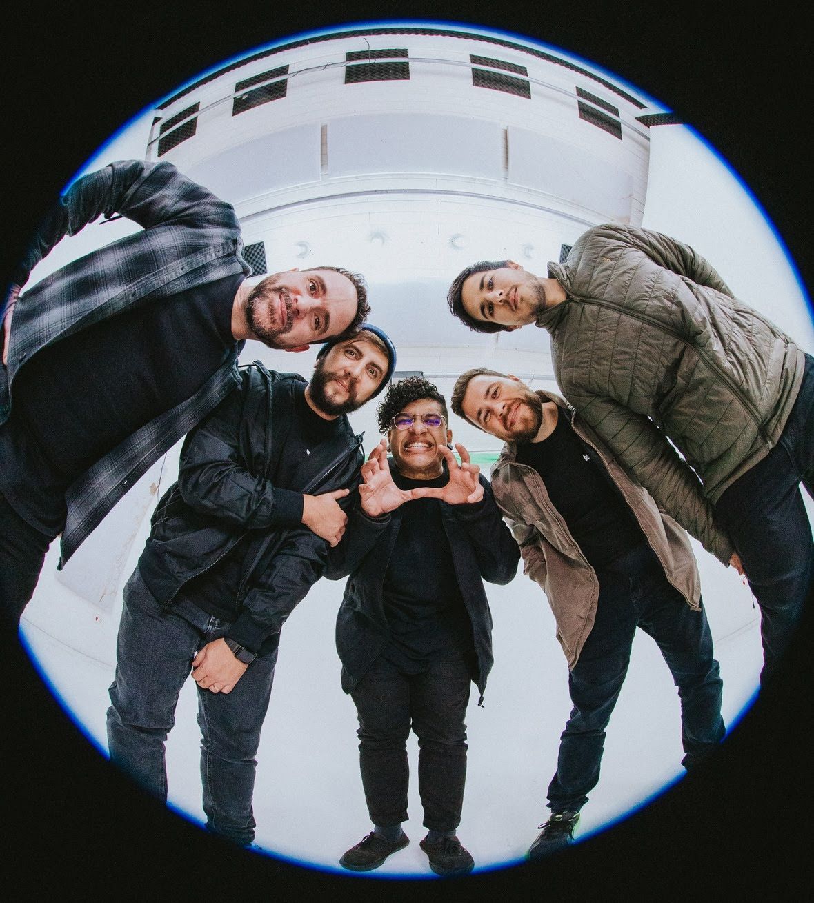 Samwise lança “Acidentes” e aprofunda fase mais íntima antes do álbum de estreia