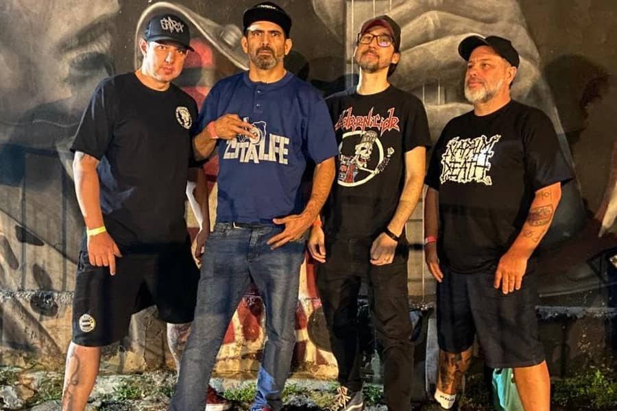 Gritos do Submundo reúne quatro bandas em coletânea que celebra o underground paulistano