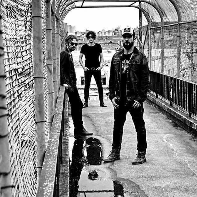 El Negro lança “Bronco”, quarto álbum gravado no porão da antiga prefeitura de Porto Alegre