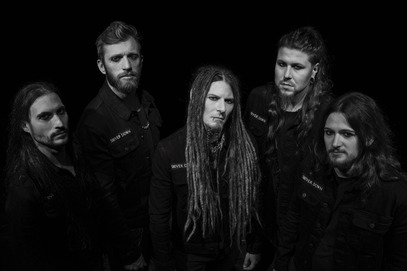 Shiver Down transforma apatia e sofrimento em catarse no clipe de “The Beauty of Slumber”