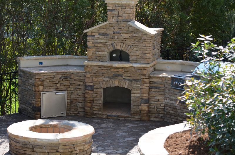 Outdoor Fireplaces and Firepits Raleigh & Apex, NC Brookscapes LLC