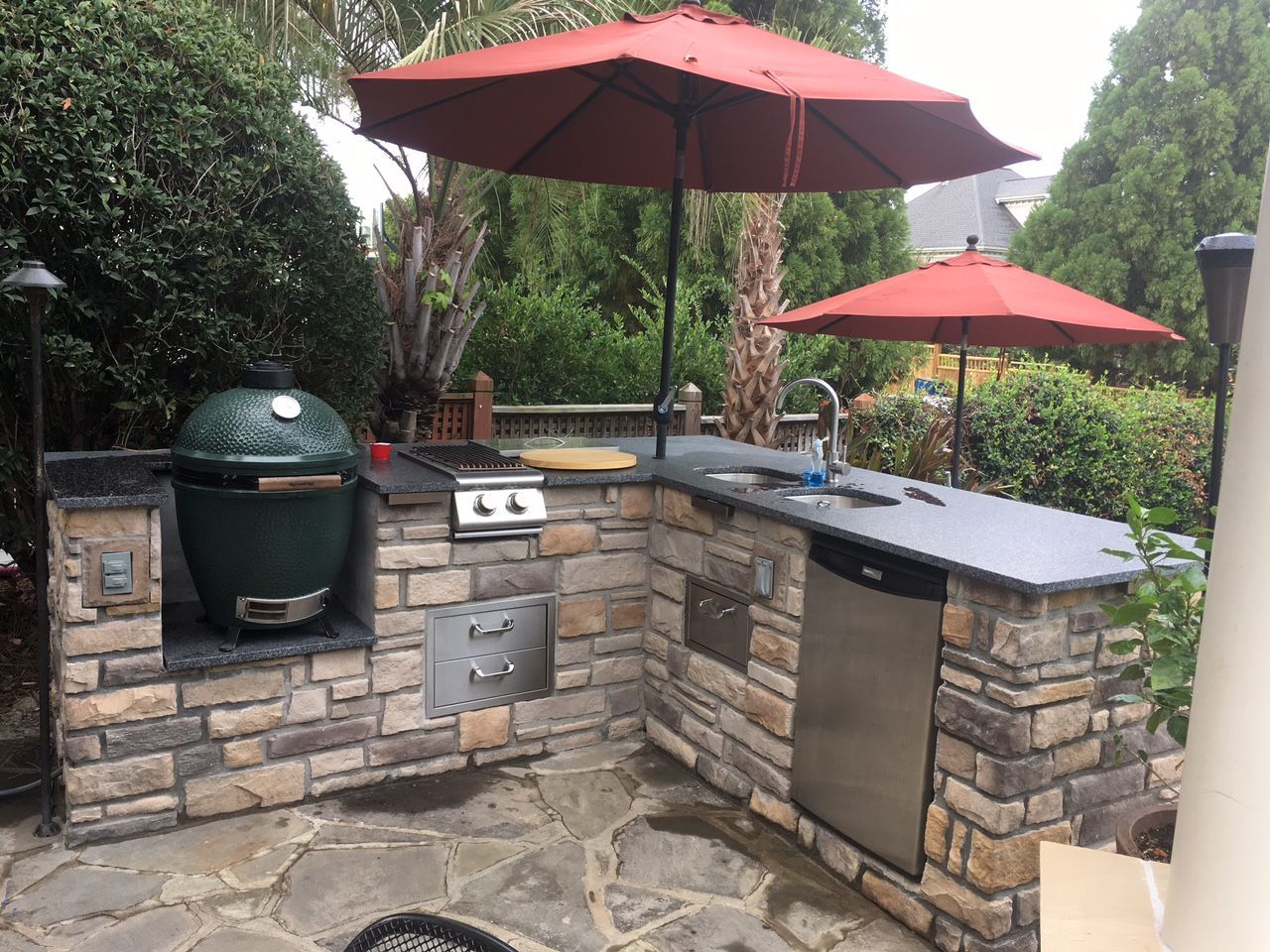 Outdoor Kitchens 14