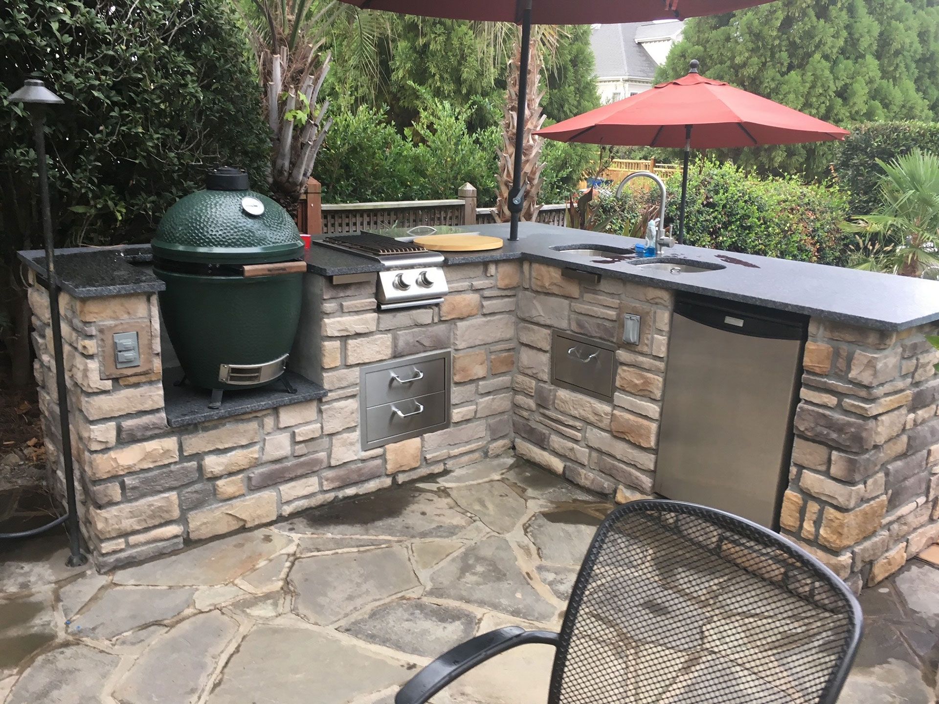 Outdoor Kitchens 14